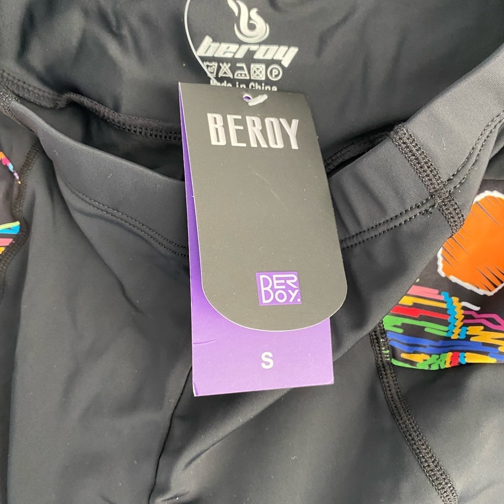 BEROY Women’s Cycling Shorts - Picture 3 of 7